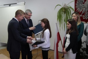 ZTU010.JPG